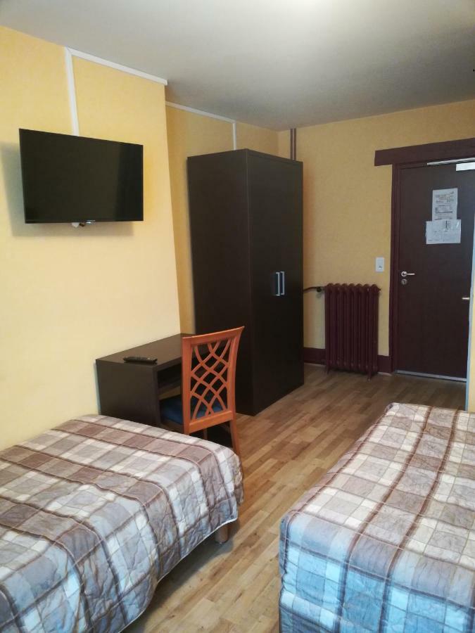 Hotel De La Poste Лимож Экстерьер фото