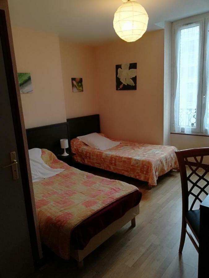 Hotel De La Poste Лимож Экстерьер фото